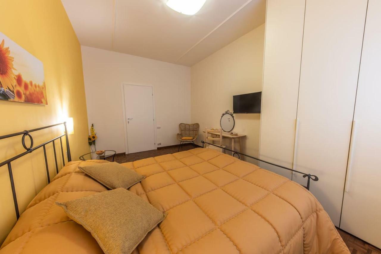 Downtown Bologna Apartment Екстер'єр фото