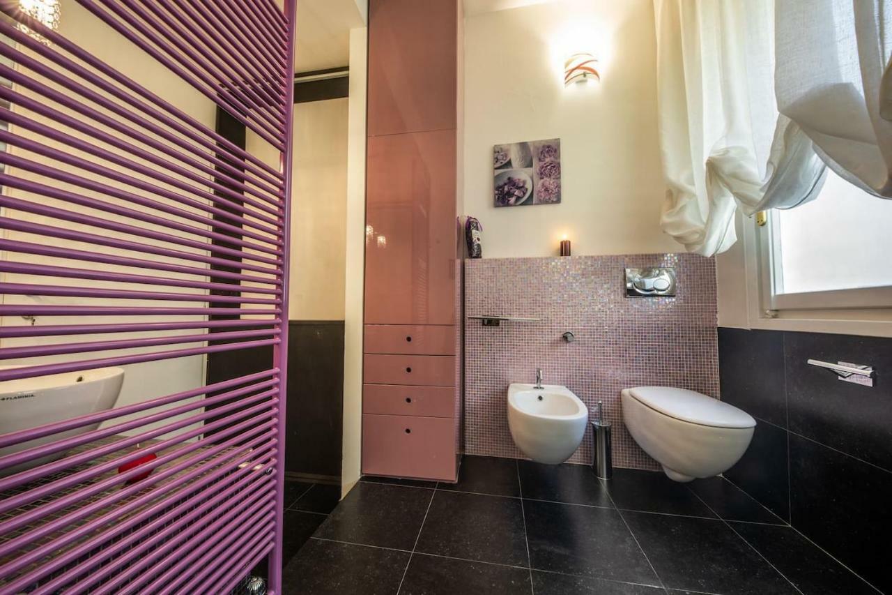Downtown Bologna Apartment Екстер'єр фото