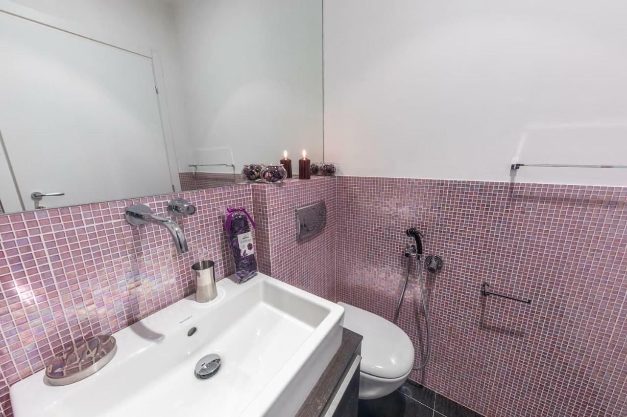 Downtown Bologna Apartment Екстер'єр фото