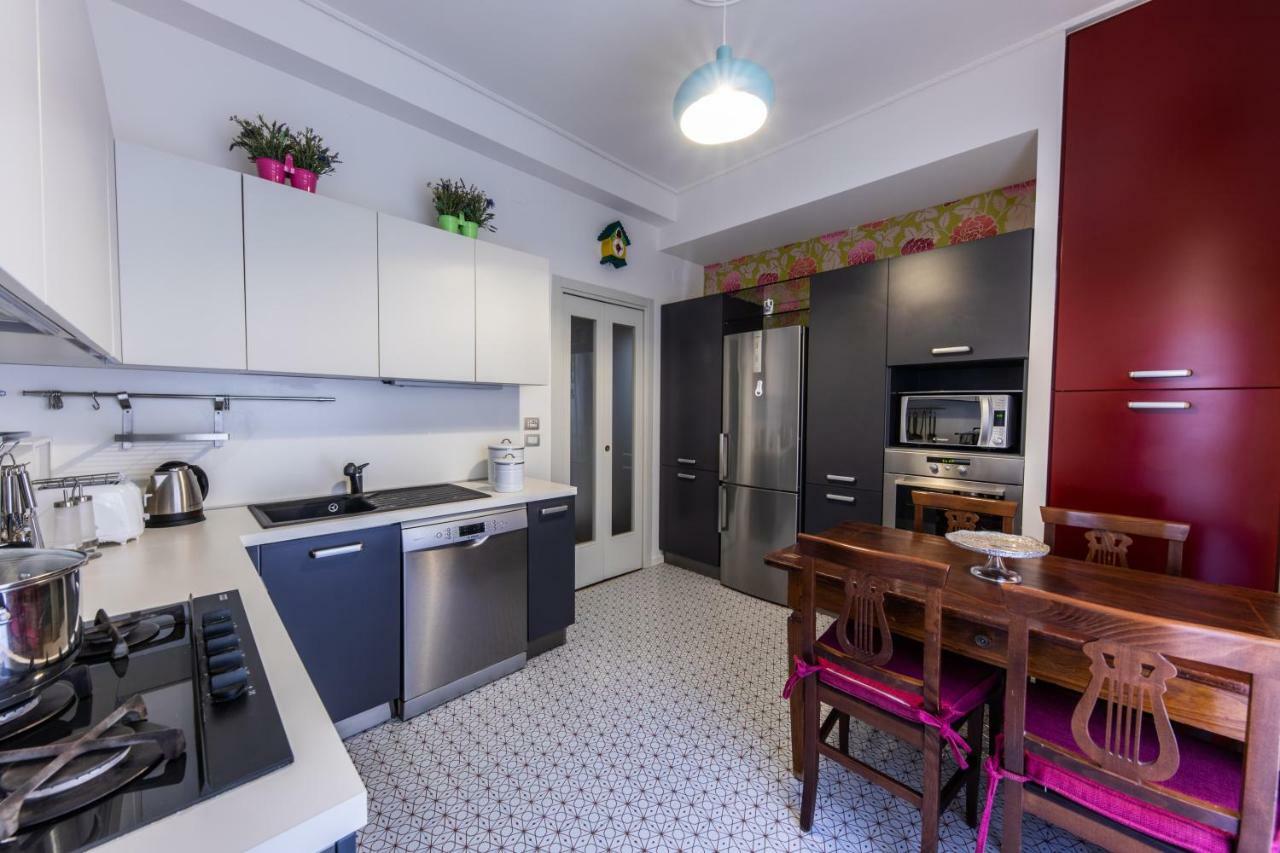 Downtown Bologna Apartment Екстер'єр фото